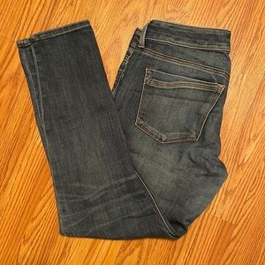 2 for $20☀️Express distressed skinny jeans